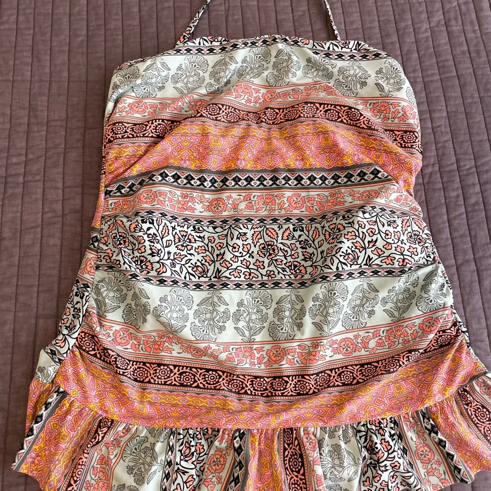 True craft one piece Aztec style print size 1x